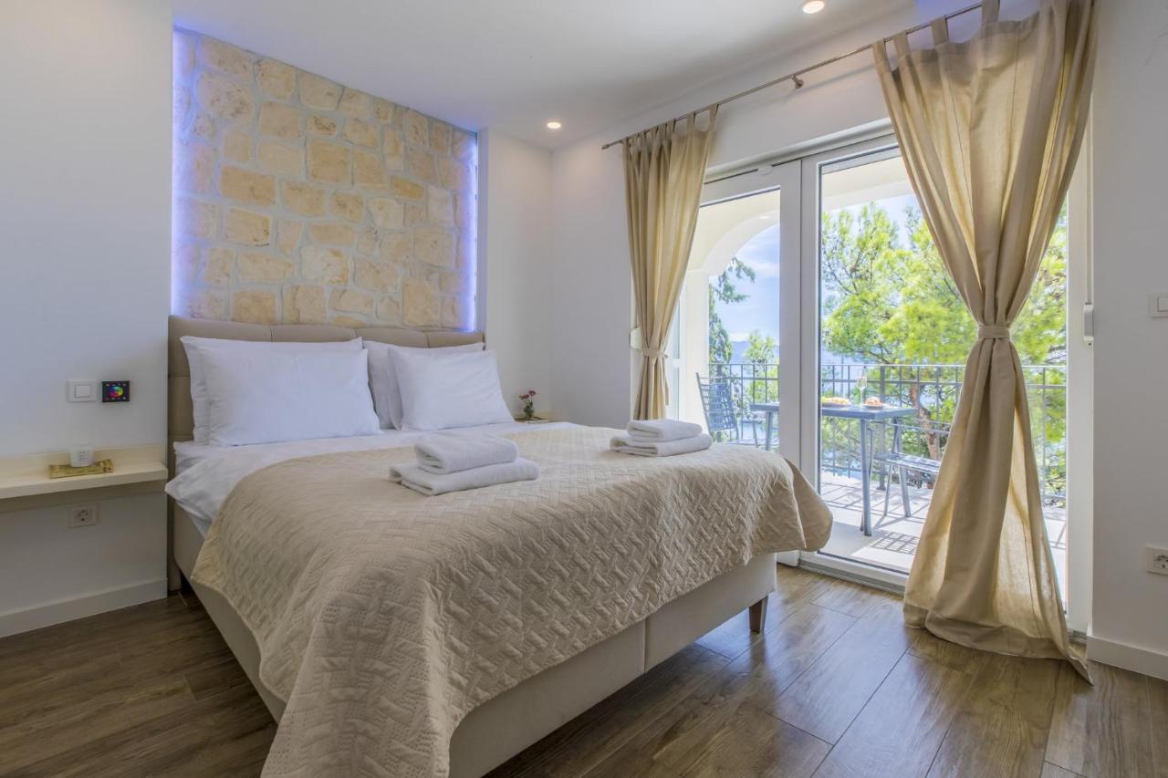 Palace Paulina B Novi Vinodolski Exteriér fotografie